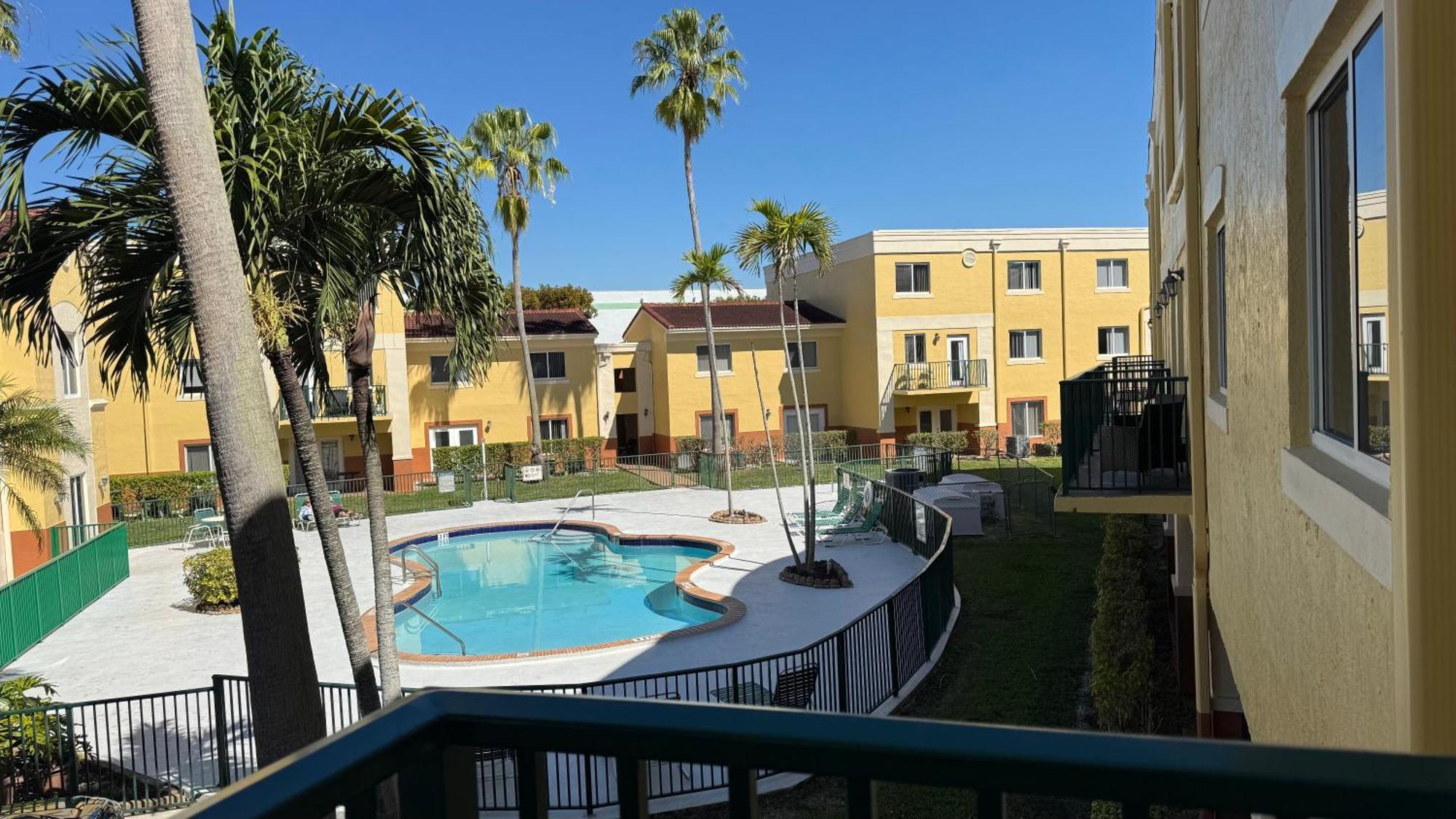 Apartment En Kendall 2 Y 3 Banos
